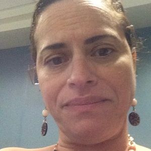 Meet your Posher, Iris